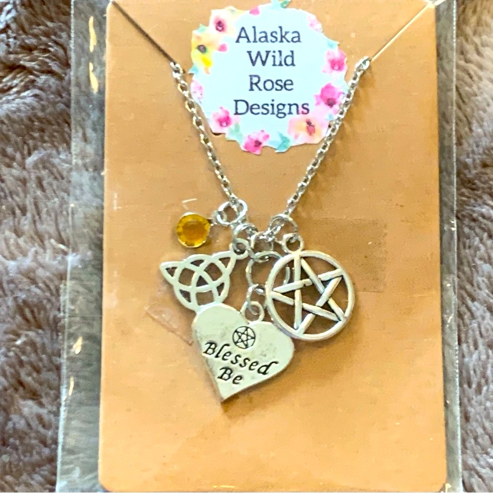 Pentacle, Silver Charm Necklace with Heart ‘Blessed Be’ charm Wiccan Valentine - Picture 2 of 2